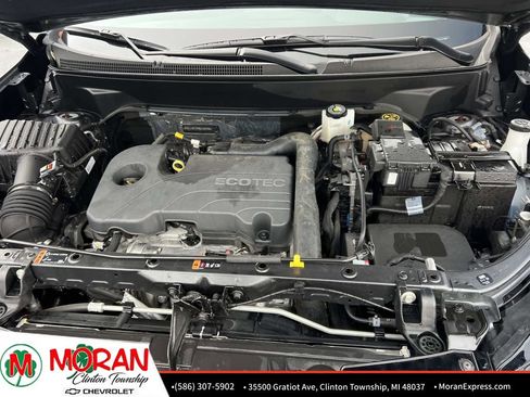 Certified 2022 Chevrolet Equinox RS w/ Infotainment Package image 12