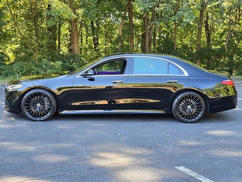 Used 2021 Mercedes-Benz S 580 4MATIC Sedan image 3