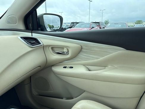Used 2018 Nissan Murano Platinum AWD/4WD image 25