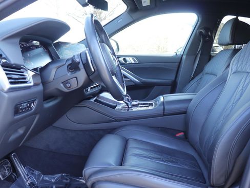 Used 2023 BMW X6 M50i w/ Executive Package image 11
