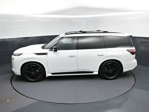 New 2026 INFINITI QX80 SPORT w/ Sport Exterior Package image 35