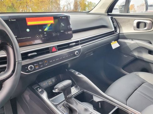 New 2026 Kia Sorento EX image 17