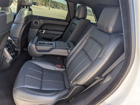 Used 2019 Land Rover Range Rover Sport HSE image 26