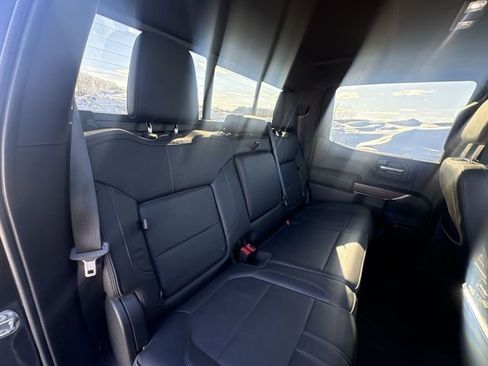 Used 2019 Chevrolet Silverado 1500 High Country image 28