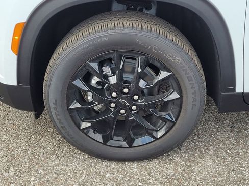 New 2026 Chevrolet Traverse LT w/ Midnight/Sport Edition FWD image 11