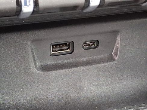 New 2026 GMC Terrain Elevation w/ Elevation Premium Package AWD/4WD image 21