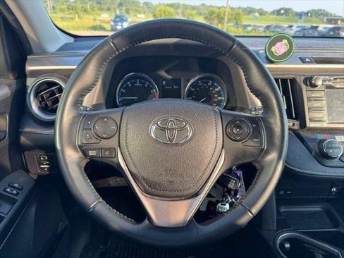 Used 2016 Toyota RAV4 XLE AWD/4WD image 39