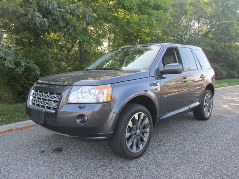 Used 2010 Land Rover LR2 HSE image 47