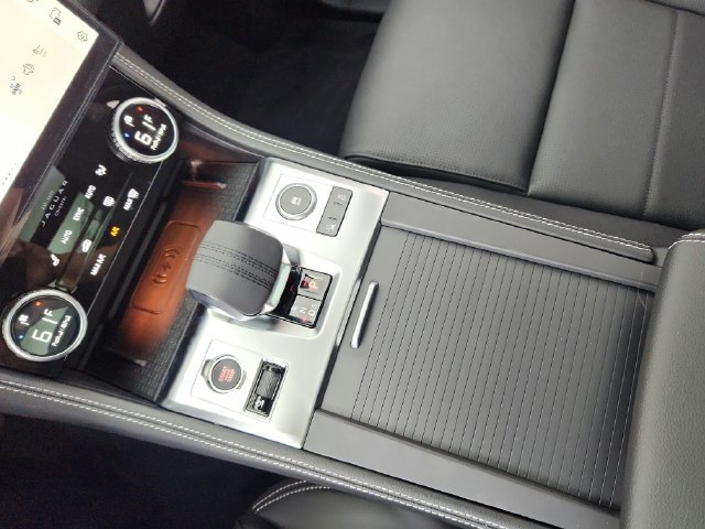 Certified 2026 Jaguar F-PACE R-Dynamic S AWD/4WD image 26