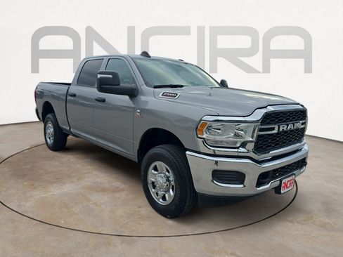 Certified 2024 RAM 2500 Tradesman w/ Chrome Appearance Group AWD/4WD image 4