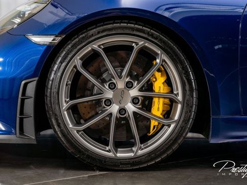 Used 2020 Porsche 718 Cayman GT4 image 10
