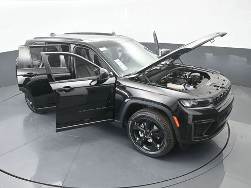 New 2026 Jeep Grand Cherokee Limited w/ Limited Altitude Package RWD image 66