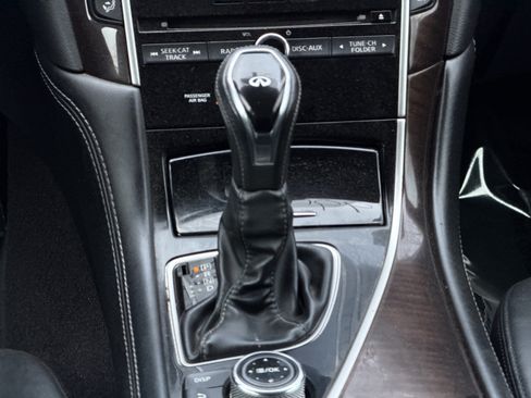 Used 2018 INFINITI Q50 Luxe RWD image 17