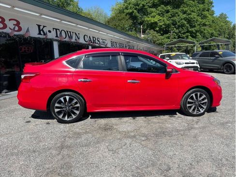 Used 2019 Nissan Sentra SR FWD image 5