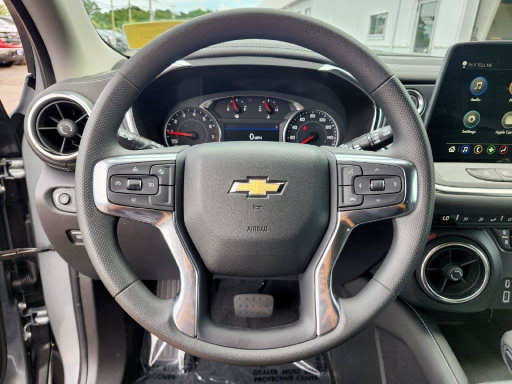 New 2026 Chevrolet Blazer LT w/ LPO, Floor Liner Package AWD/4WD image 28