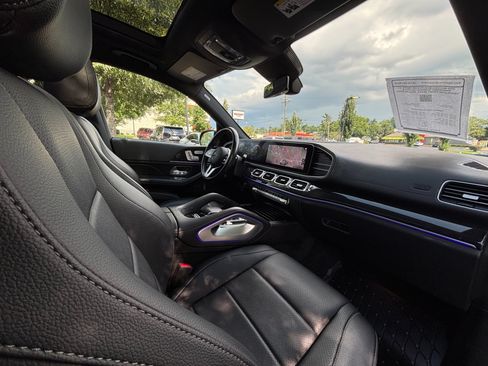 Used 2020 Mercedes-Benz GLS 450 4MATIC image 24