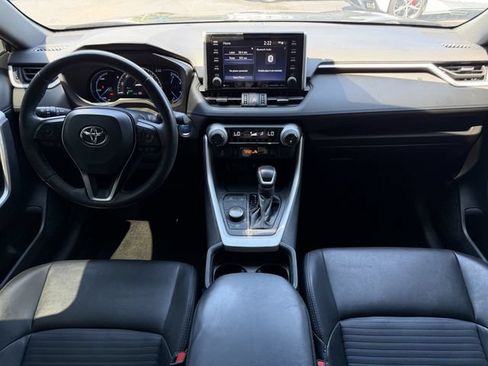 Used 2021 Toyota RAV4 XSE w/ XSE Grade Weather Package AWD/4WD image 19