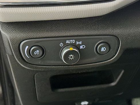 Used 2021 Chevrolet TrailBlazer LT w/ Premium Seating Package image 10