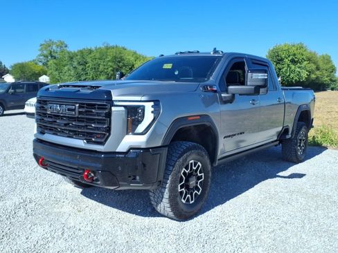 Used 2025 GMC Sierra 2500 AT4X AWD/4WD image 13