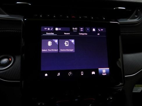 New 2025 Jeep Grand Cherokee Altitude image 31