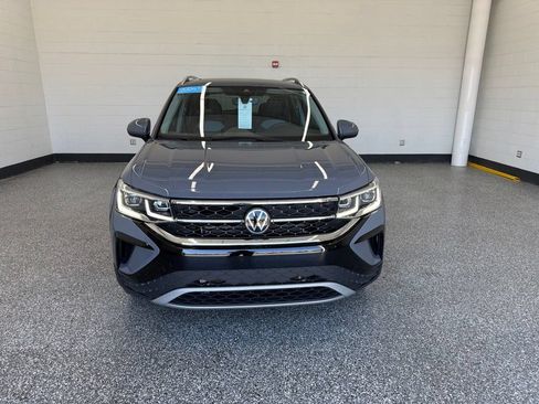 Certified 2024 Volkswagen Taos SEL AWD/4WD image 8