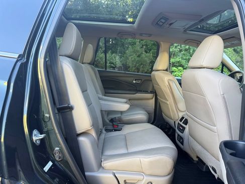 Used 2016 Honda Pilot Elite image 30