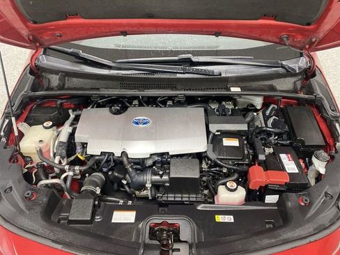 Used 2020 Toyota Prius Prime XLE image 8