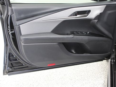 Used 2026 Toyota Camry SE w/ Convenience Package FWD image 12