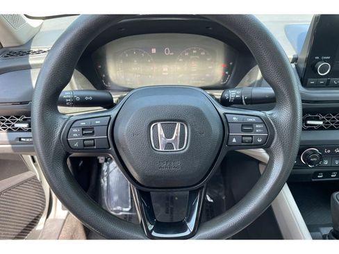Certified 2023 Honda Accord EX image 33