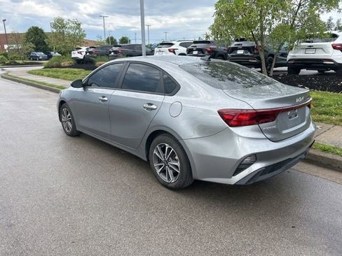 Used 2024 Kia Forte LXS FWD image 3