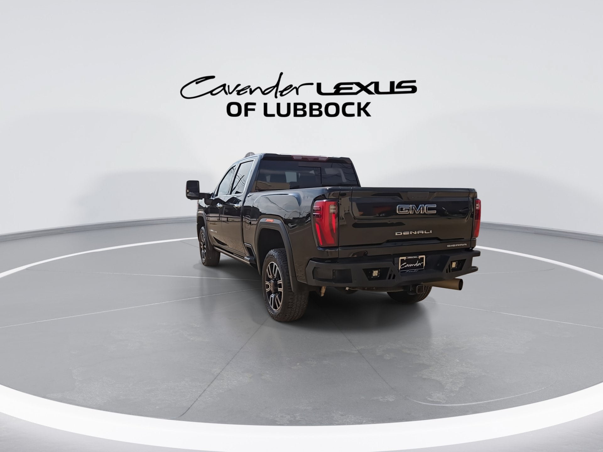 Used 2024 GMC Sierra 2500 Denali Ultimate AWD/4WD image 7