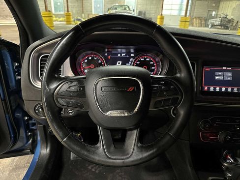 Used 2020 Dodge Charger SXT image 17