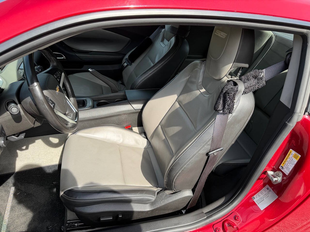 Used 2012 Chevrolet Camaro SS RWD image 11