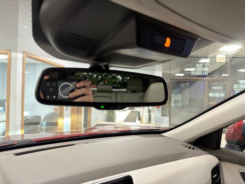 Used 2021 Nissan Rogue SL image 52