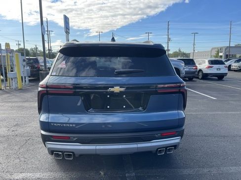 New 2026 Chevrolet Traverse LT w/ Driver Confidence Package image 6