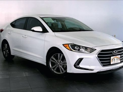 Used 2017 Hyundai Elantra Value Edition FWD image 2