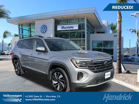 Used 2025 Volkswagen Atlas SE image 1