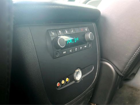 Used 2007 Chevrolet Tahoe LTZ w/ LTZ Preferred Equipment Group image 16