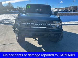 Used 2023 Ford Bronco Badlands w/ Sasquatch Package video 2