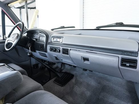 Used 1996 Ford F250 4x4 SuperCab image 37