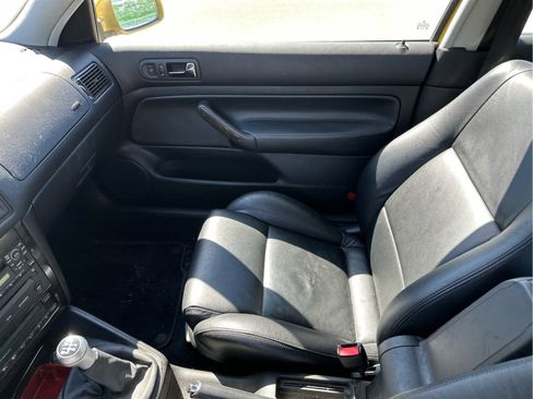 Used 2000 Volkswagen GTI GLX FWD image 11