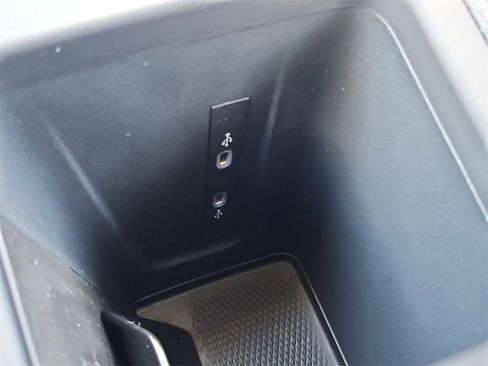 New 2026 Volkswagen Tiguan S image 10