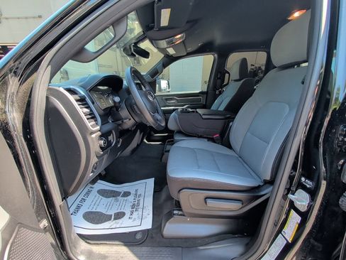 Used 2023 RAM 1500 Big Horn AWD/4WD image 10