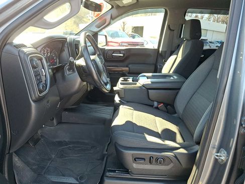 Used 2021 Chevrolet Silverado 1500 LT image 13