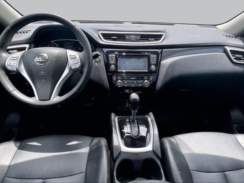 Used 2016 Nissan Rogue SL w/ SL Premium Package FWD image 16