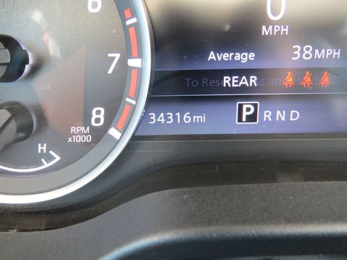 Used 2024 Nissan Titan Platinum Reserve w/ Moonroof Package AWD/4WD image 27