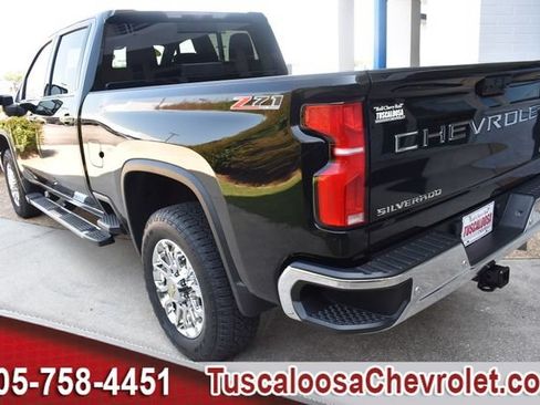 Certified 2024 Chevrolet Silverado 2500 LTZ w/ LTZ Premium Package AWD/4WD image 8