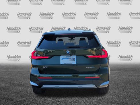 Used 2025 BMW X1 xDrive28i image 9
