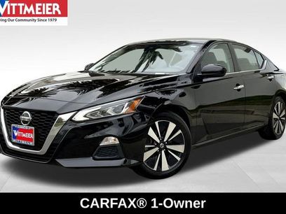 Used 2022 Nissan Altima 2.5 SV