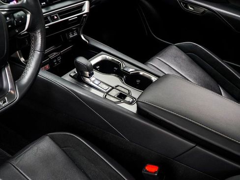 Used 2024 Lexus RX 500h F Sport w/ Convenience Package image 16